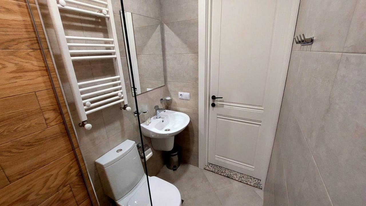 Falcon Boutique Hotel Tbilisi Zewnętrze zdjęcie