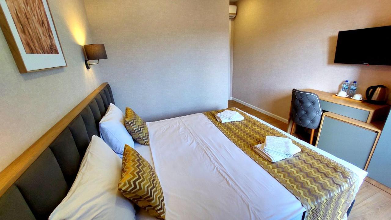 Falcon Boutique Hotel Tbilisi Zewnętrze zdjęcie