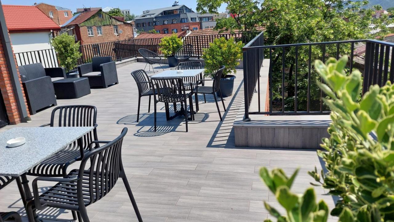 Falcon Boutique Hotel Tbilisi Zewnętrze zdjęcie
